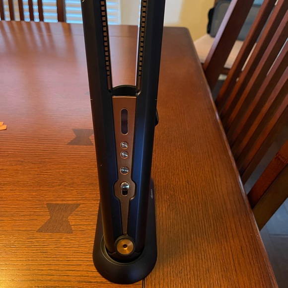 Dyson Limited Edition Corrale Straightener